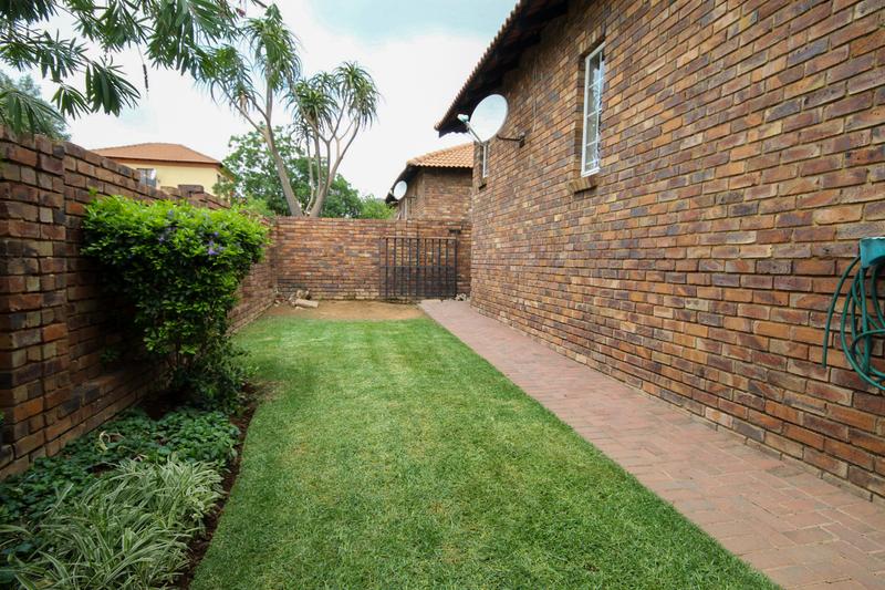 3 Bedroom Property for Sale in Thatchfield Gauteng