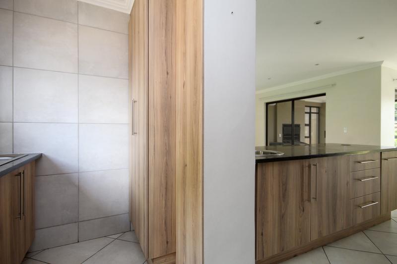 4 Bedroom Property for Sale in Thatchfield Gauteng