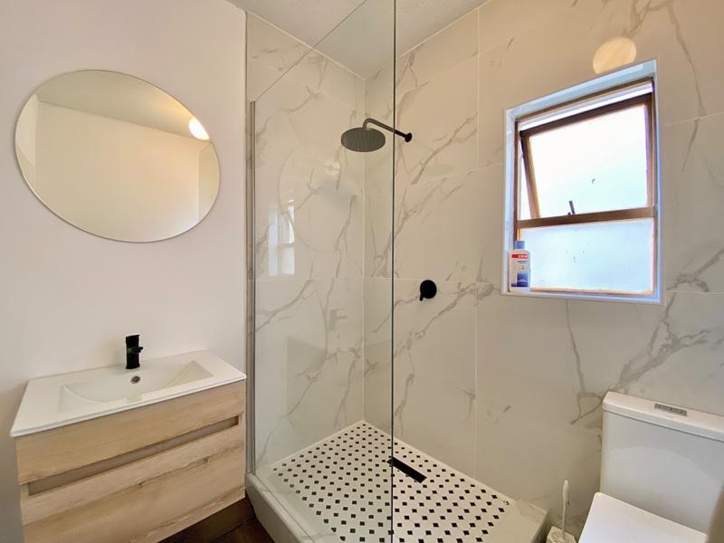 2 Bedroom Property for Sale in Lonehill Gauteng