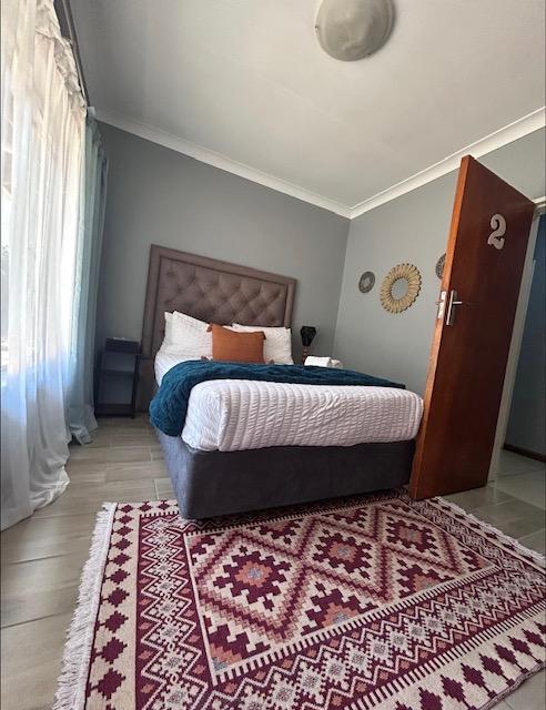 To Let 5 Bedroom Property for Rent in Lynnwood Gauteng