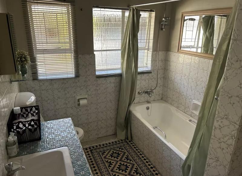 To Let 5 Bedroom Property for Rent in Lynnwood Gauteng