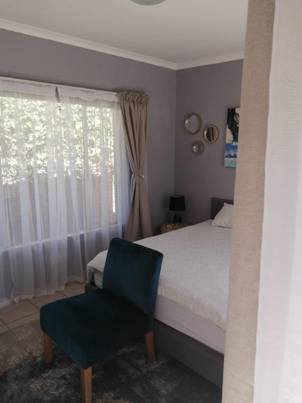 To Let 5 Bedroom Property for Rent in Lynnwood Gauteng