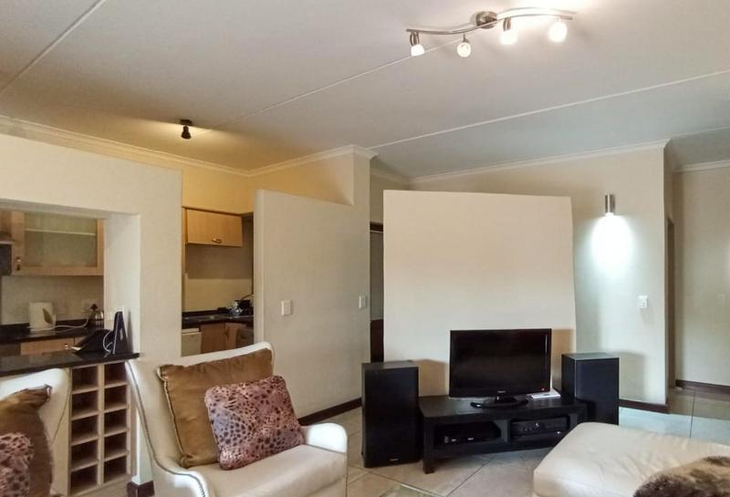2 Bedroom Property for Sale in Beverley Gauteng