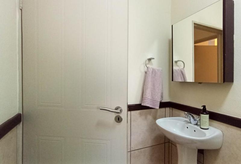 2 Bedroom Property for Sale in Beverley Gauteng