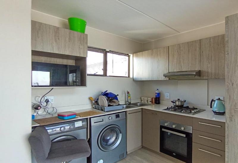 2 Bedroom Property for Sale in Broadacres Gauteng