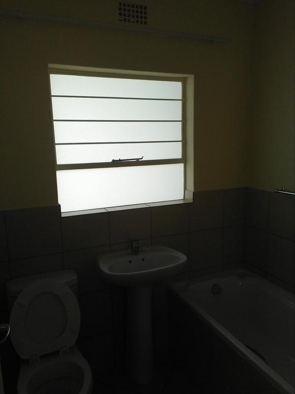 To Let 2 Bedroom Property for Rent in Witpoortjie Gauteng