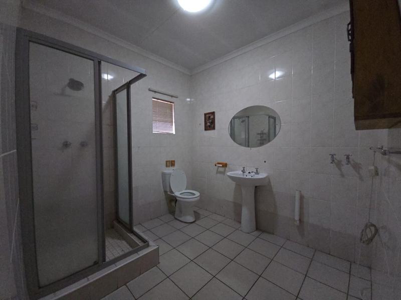 To Let 3 Bedroom Property for Rent in Greenhills Gauteng