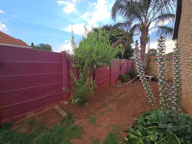 3 Bedroom Property for Sale in Greenhills Gauteng