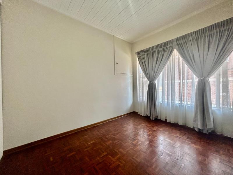 To Let 2 Bedroom Property for Rent in Sandown Gauteng