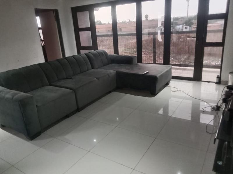 6 Bedroom Property for Sale in Soshanguve East Gauteng