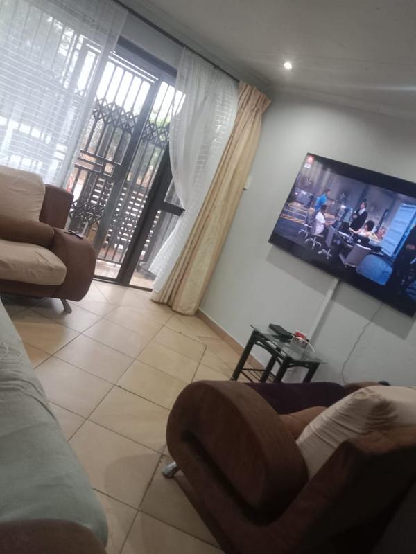 6 Bedroom Property for Sale in Soshanguve East Gauteng