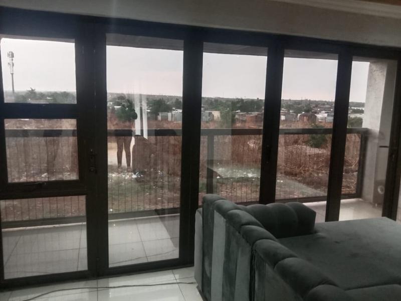 6 Bedroom Property for Sale in Soshanguve East Gauteng