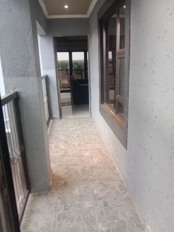 6 Bedroom Property for Sale in Soshanguve East Gauteng