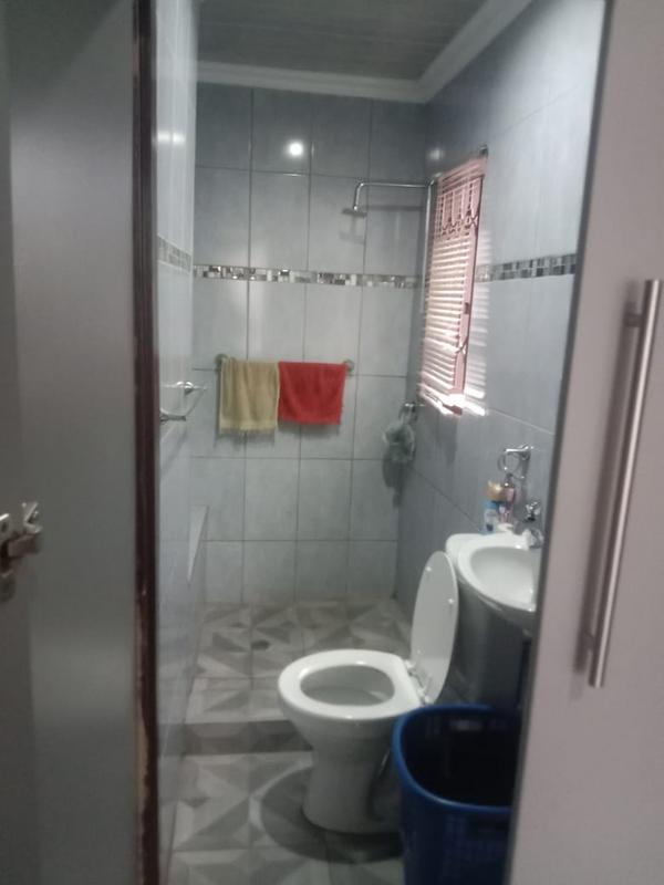 6 Bedroom Property for Sale in Soshanguve East Gauteng