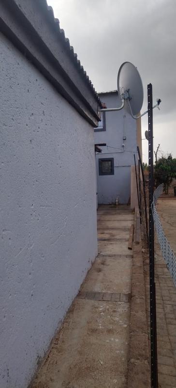 6 Bedroom Property for Sale in Soshanguve East Gauteng