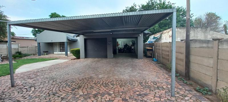 3 Bedroom Property for Sale in Three Rivers Gauteng