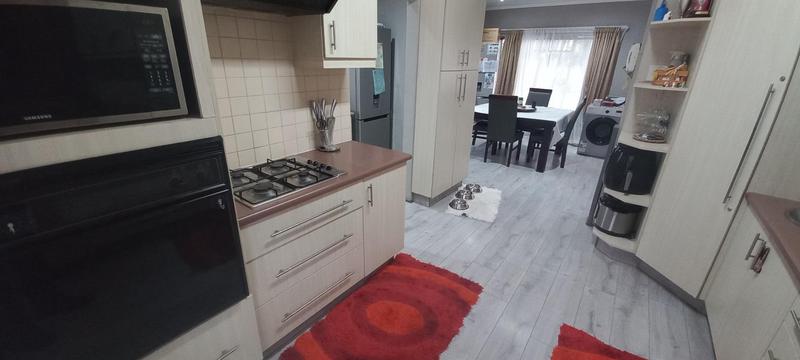 3 Bedroom Property for Sale in Three Rivers Gauteng