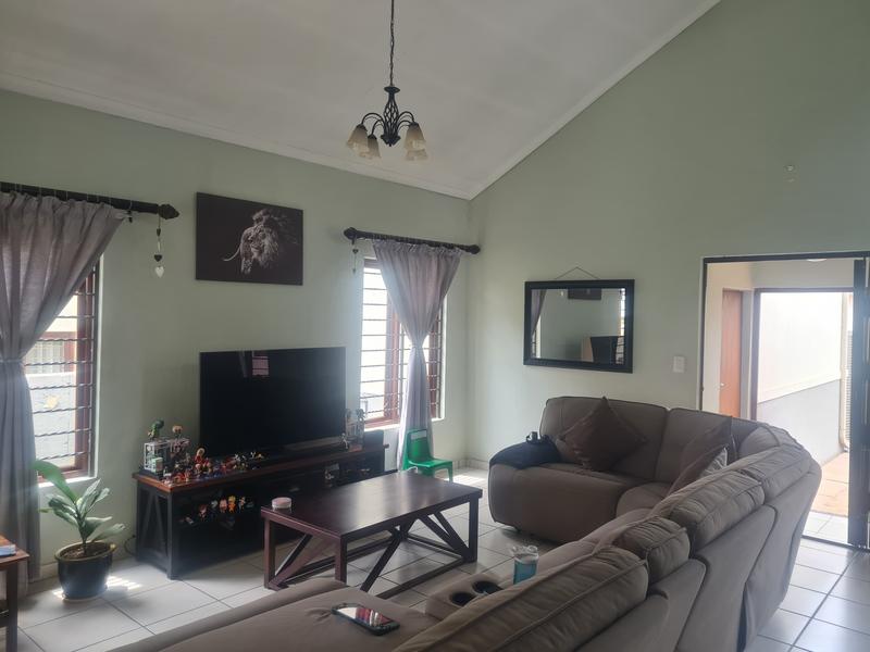 To Let 3 Bedroom Property for Rent in North Riding Gauteng