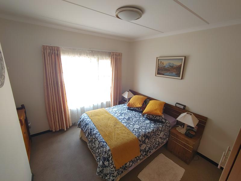 To Let 1 Bedroom Property for Rent in Featherbrooke Estate Gauteng