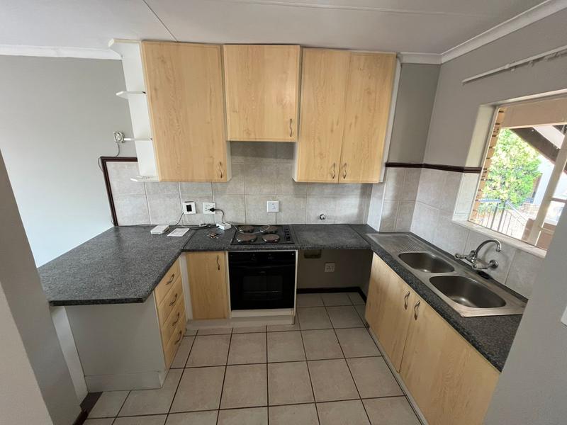 To Let 2 Bedroom Property for Rent in Olympus AH Gauteng