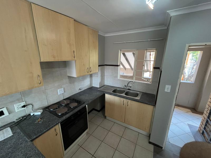To Let 2 Bedroom Property for Rent in Olympus AH Gauteng