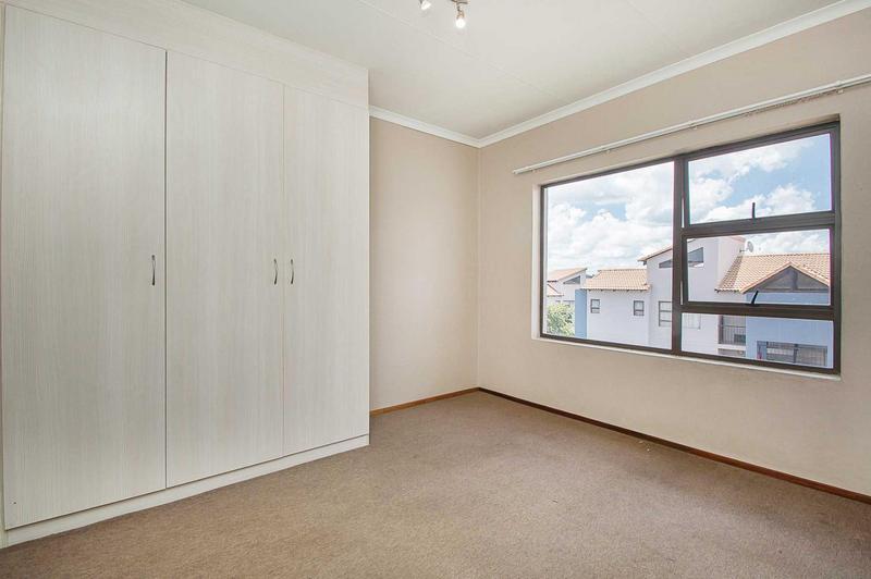 2 Bedroom Property for Sale in Honeydew Grove Gauteng