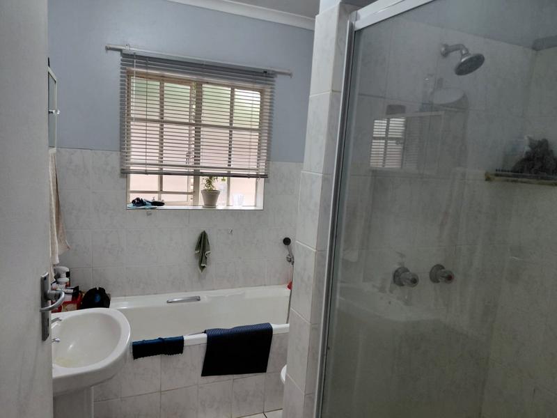 2 Bedroom Property for Sale in Annlin Gauteng
