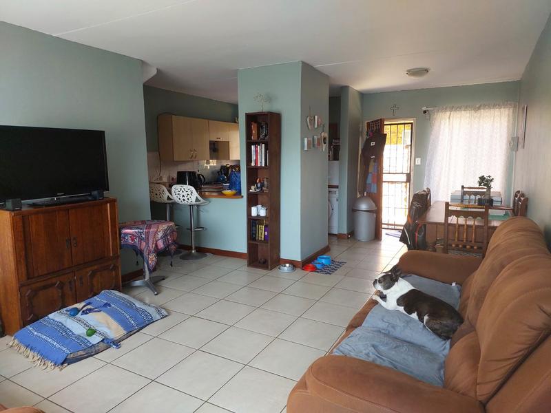 2 Bedroom Property for Sale in Annlin Gauteng
