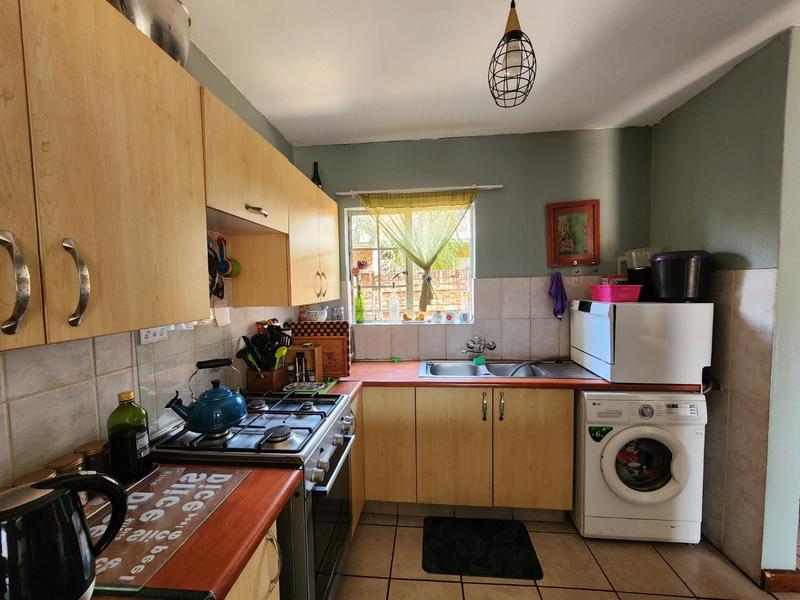 2 Bedroom Property for Sale in Annlin Gauteng