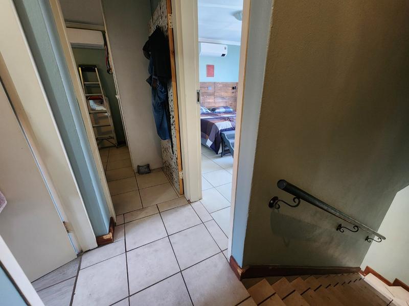 2 Bedroom Property for Sale in Annlin Gauteng