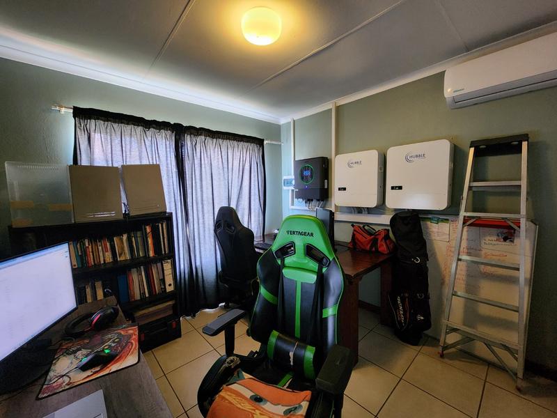 2 Bedroom Property for Sale in Annlin Gauteng