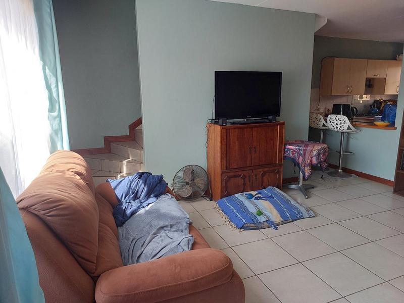 2 Bedroom Property for Sale in Annlin Gauteng