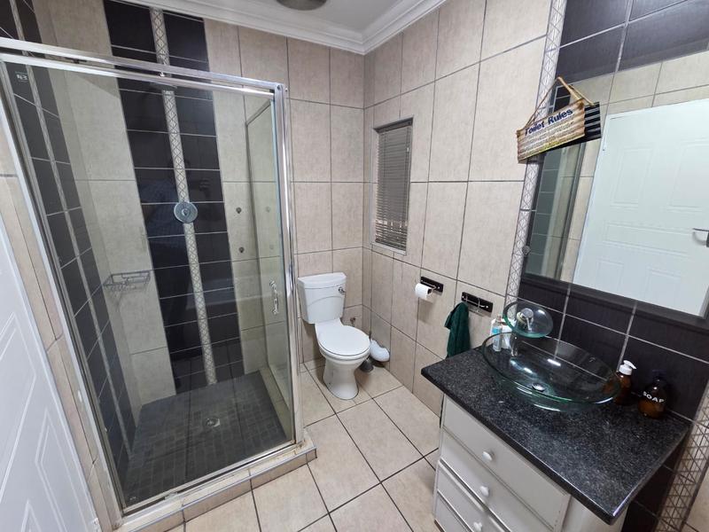4 Bedroom Property for Sale in Magalieskruin Gauteng