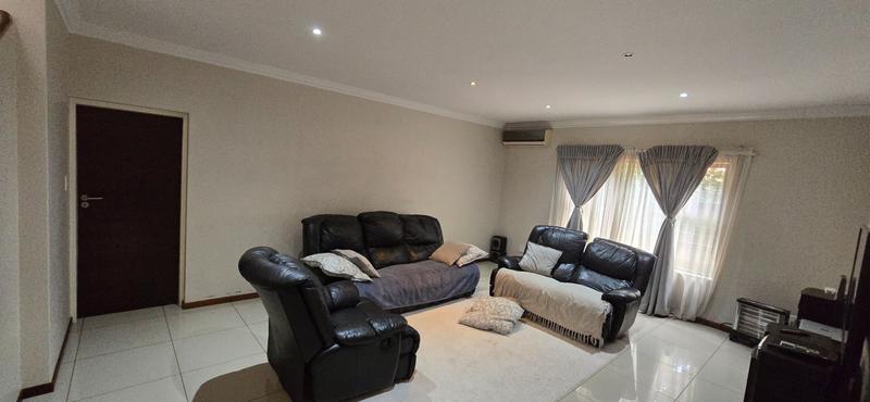 4 Bedroom Property for Sale in Rose Acres Estate Gauteng