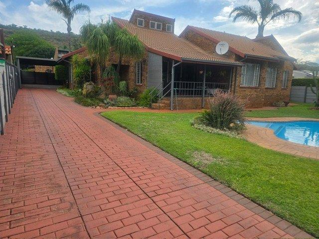 4 Bedroom Property for Sale in Montana Park Gauteng