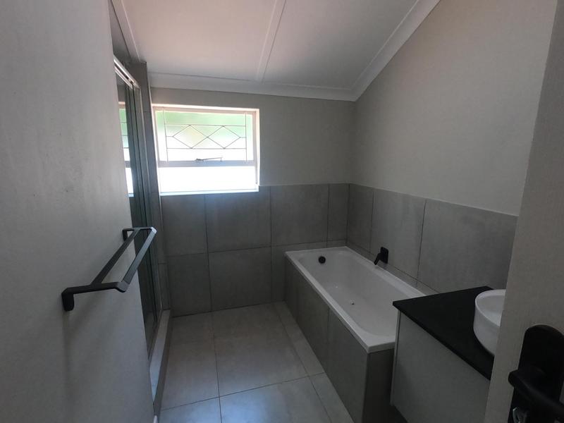 4 Bedroom Property for Sale in Parkmore Gauteng