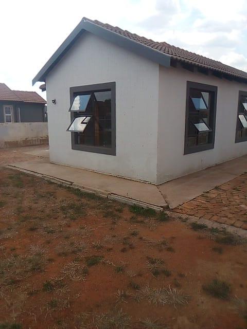 3 Bedroom Property for Sale in Westonaria Gauteng