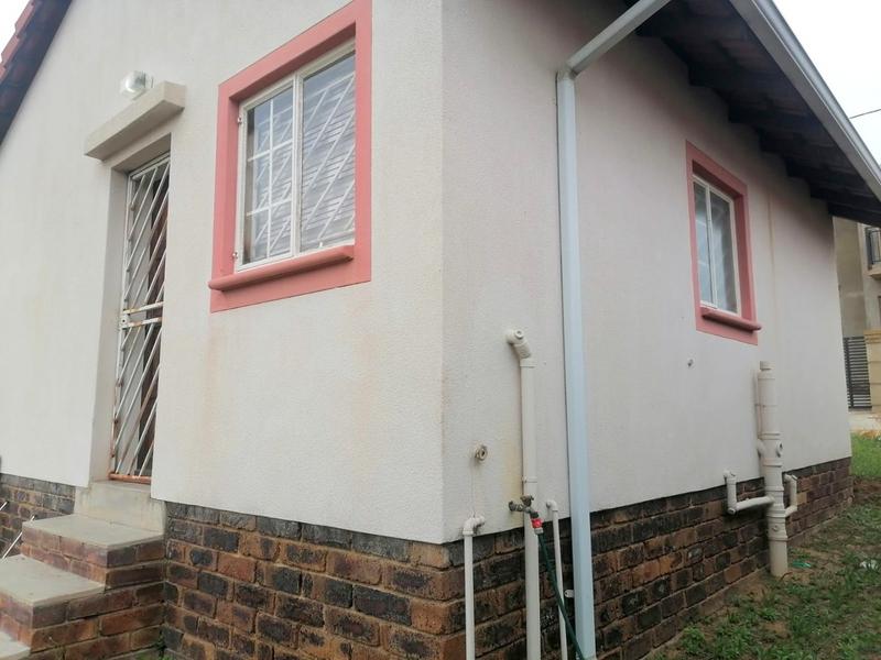 2 Bedroom Property for Sale in Cosmo City Gauteng