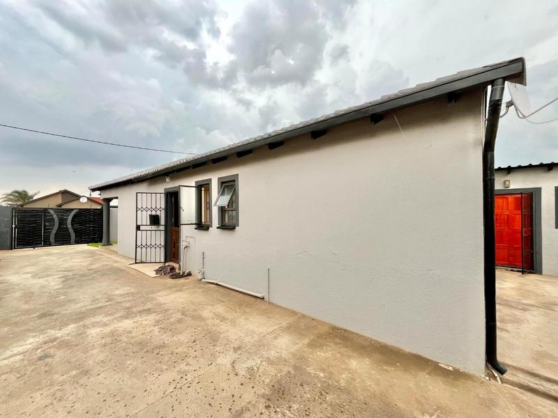 3 Bedroom Property for Sale in Vosloorus Gauteng