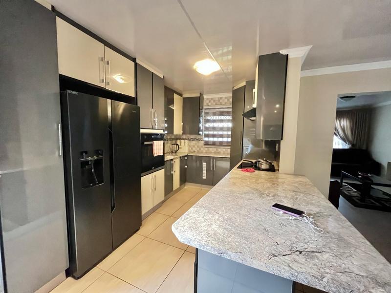 3 Bedroom Property for Sale in Vosloorus Gauteng