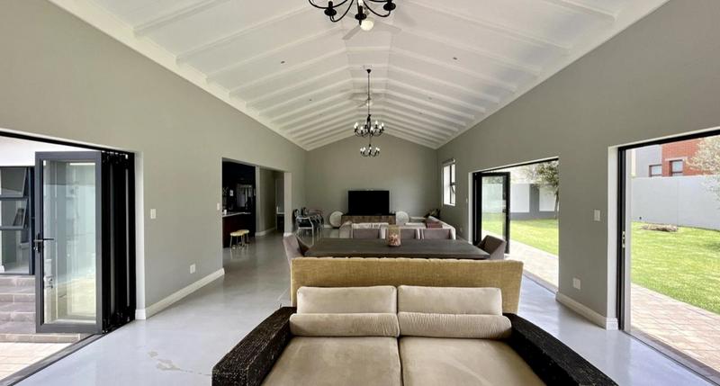 4 Bedroom Property for Sale in Midstream Estate Gauteng