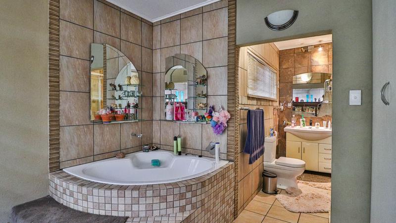 4 Bedroom Property for Sale in Kempton Park Ext 5 Gauteng