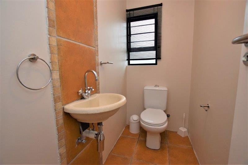 To Let 2 Bedroom Property for Rent in Craigavon Gauteng