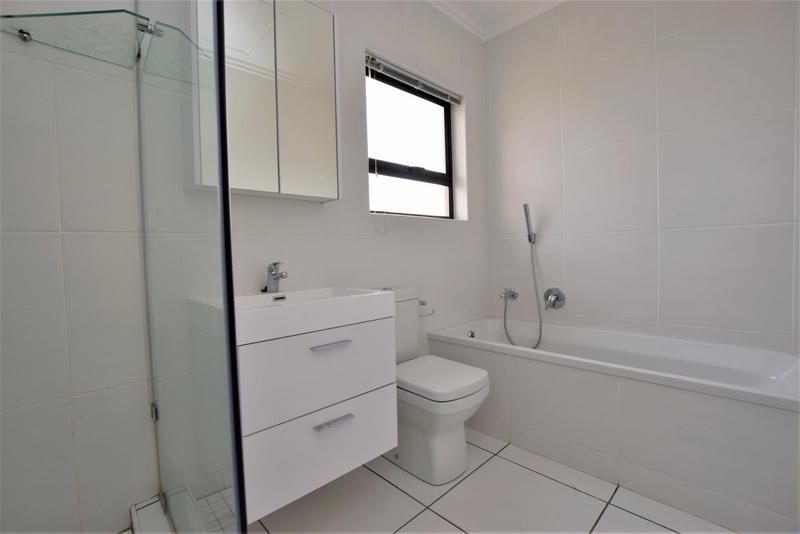 To Let 1 Bedroom Property for Rent in Fourways Gauteng