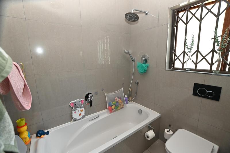 To Let 3 Bedroom Property for Rent in Rivonia Gauteng