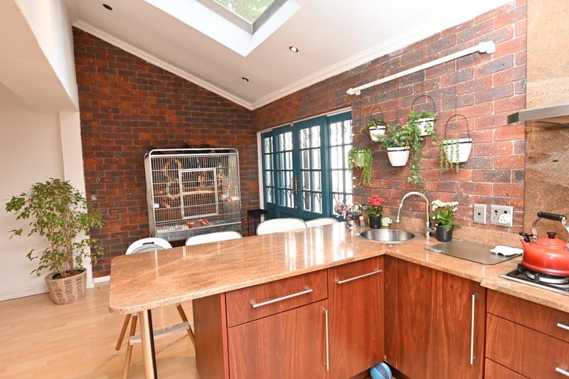 To Let 3 Bedroom Property for Rent in Rivonia Gauteng