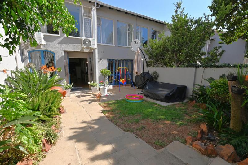 To Let 3 Bedroom Property for Rent in Rivonia Gauteng