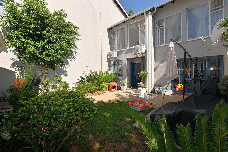 To Let 3 Bedroom Property for Rent in Rivonia Gauteng