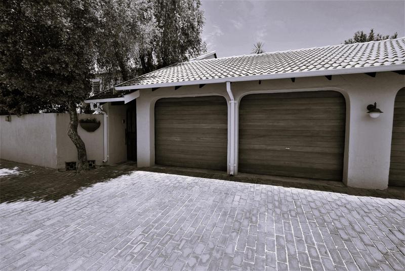 To Let 3 Bedroom Property for Rent in Rivonia Gauteng