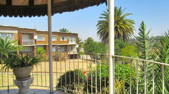 2 Bedroom Property for Sale in Townsview Gauteng